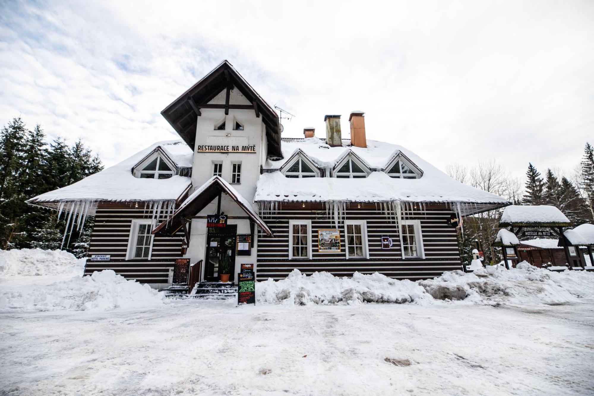 Hotel Hotylek Na Myte à Harrachov Extérieur photo