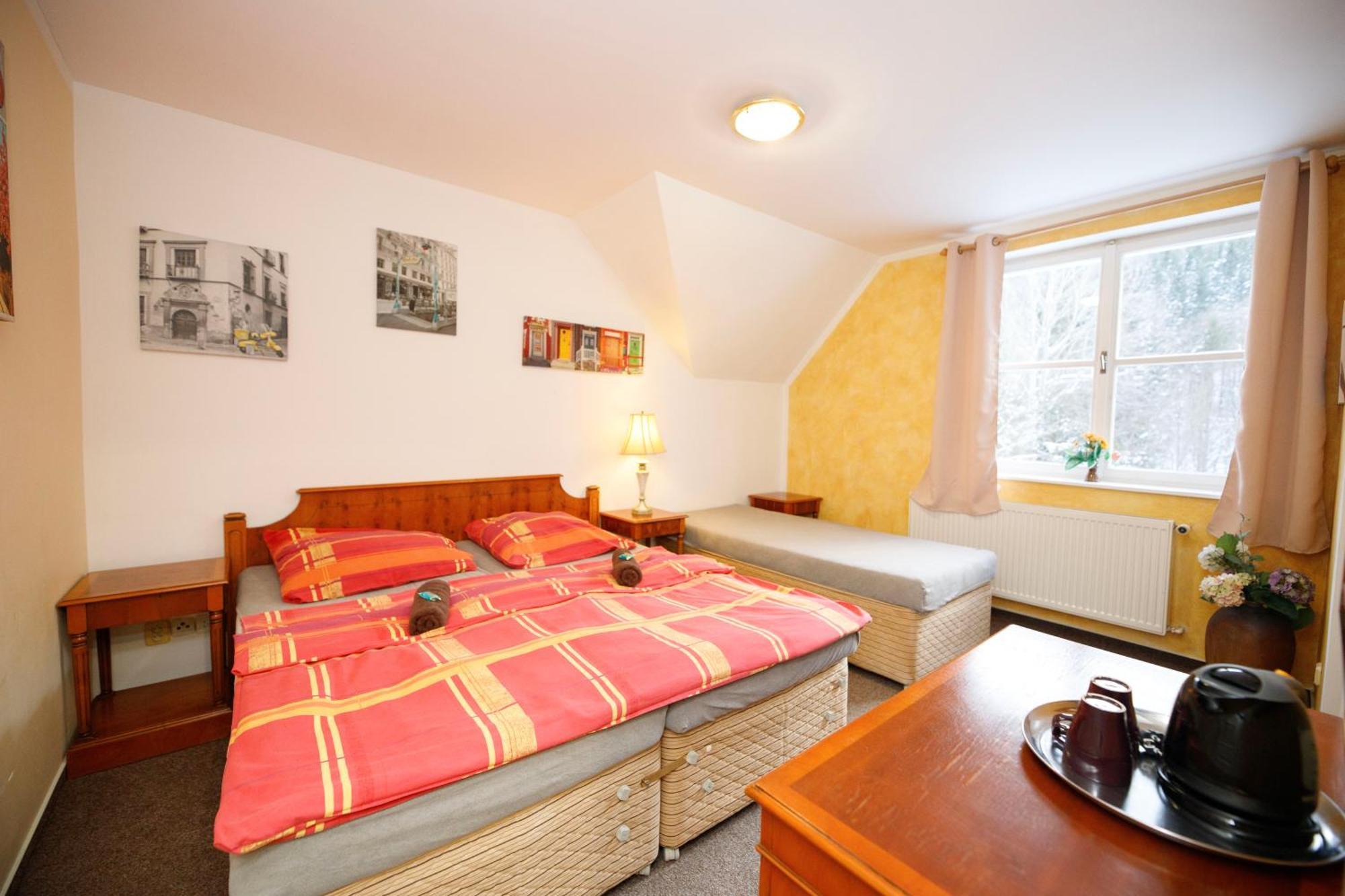 Hotel Hotylek Na Myte à Harrachov Extérieur photo
